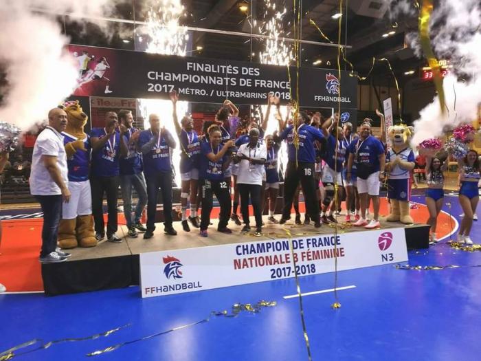 Finalités de Handball : l'Arsenal Handball champion de France Nationale 3 féminine
