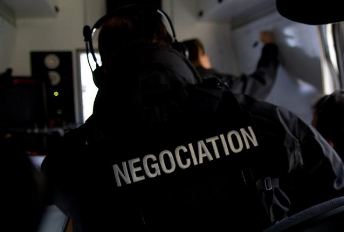 "Forcené retranché"? Un suspect auditionné