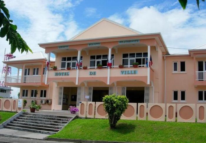 Grand ménage à la mairie de Basse-Pointe !