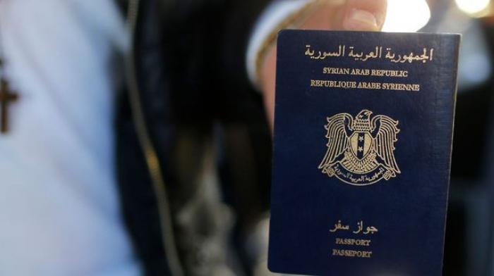 Hommes interpellés avec de faux passeports : l'enquête se poursuit