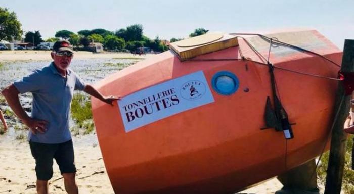 Il fait sa Route du Rhum en tonneau: récit d'une semaine en mer