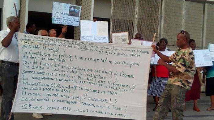 Il réclame 600 000 euros de dommages pour un mur déjà détruit