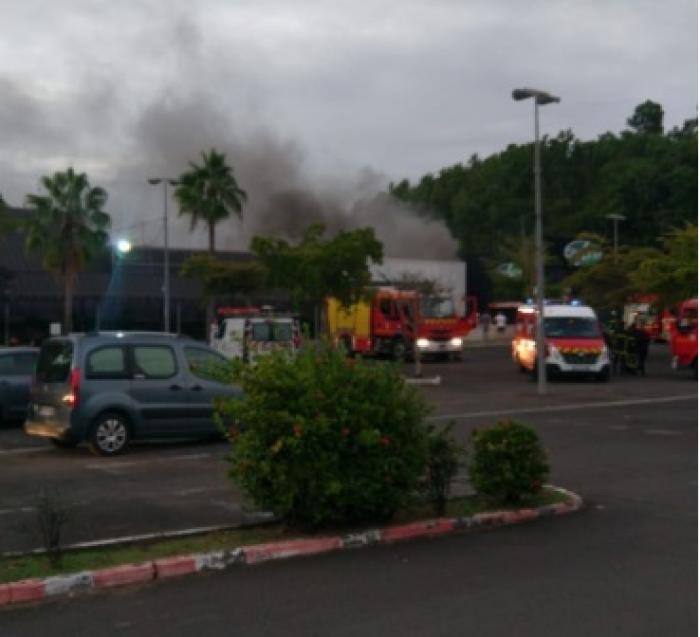 Incendie au Géant Bas-du-Fort