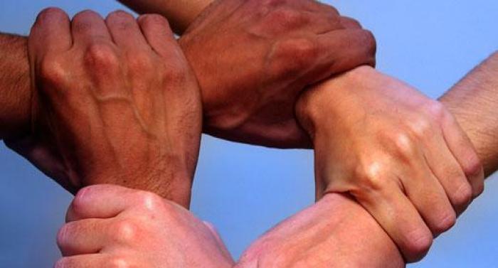 Injures racistes: une garde à vue