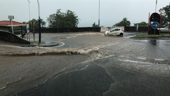 Inondations et montée des eaux à Schoelcher, ce vendredi