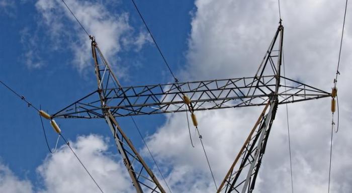 Intempéries : plusieurs clients EDF privés d'électricité