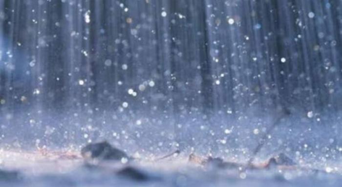 Isaac : de fortes précipitations sont toujours à craindre. La vigilance rouge est maintenue