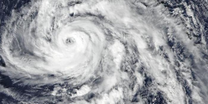 ISAAC : passage en alerte de niveau ROUGE