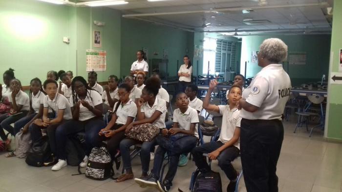 Journée de sensibilisation sur le port du casque au collège Julia Nicolas