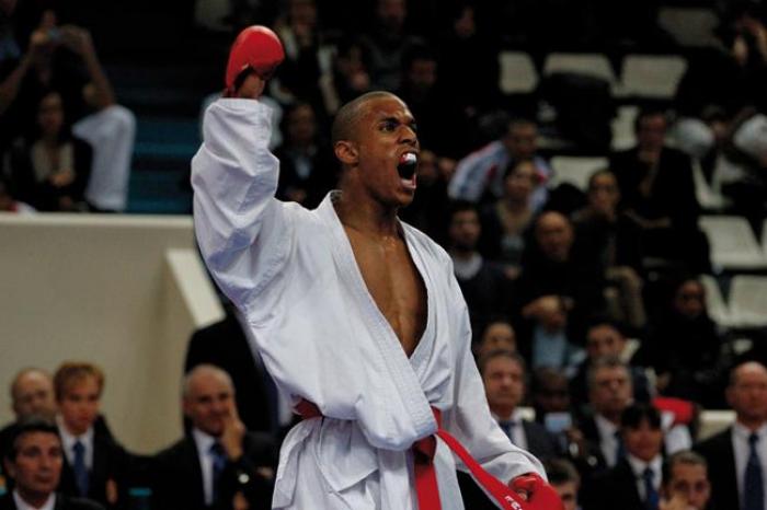 Kenji Grillon prêt au combat
