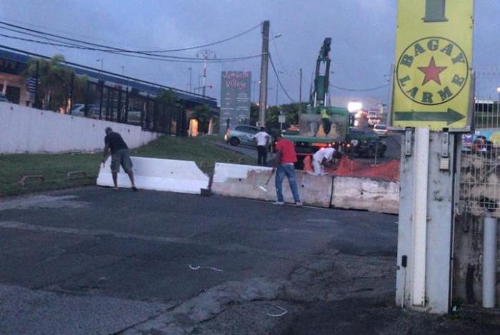 L'accès à la zone de la Jambette est partiellement fermé suite à l'effondrement de la chaussée