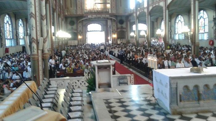 L'église catholique accueille un nouveau prêtre !