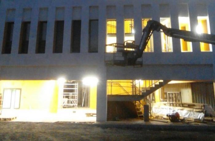 La délégation de parlementaires européens a visité le nouveau plateau technique du CHU de la Meynard