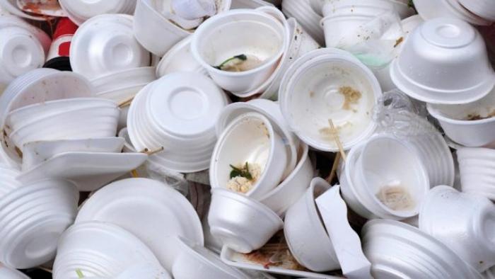 La Dominique bannit les ustensiles en plastiques jetables