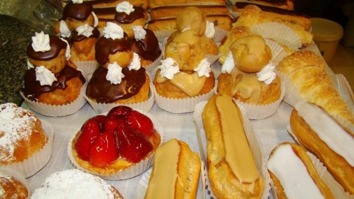 La pâtisserie "La yole bleue" a été cambriolée !