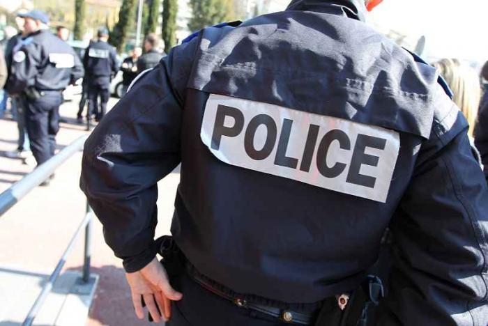 La Réunion : deux policiers blessés par un jeune soupçonné de radicalisation