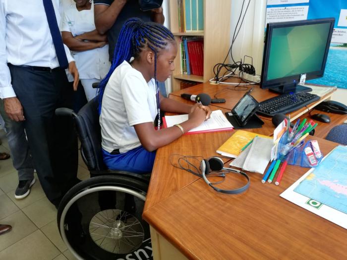 Le cartable connecté : le collège en direct