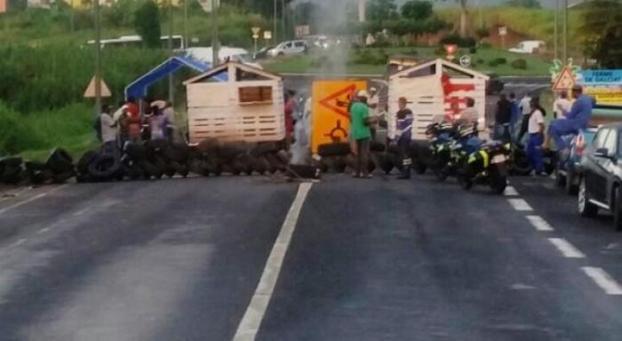 Le Collectif de Défense Mobile bloque de nouveau à Nogent Sainte-Rose