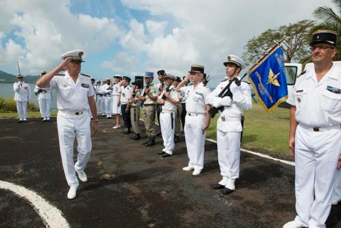 Le contre-amiral Georges Bosselut quitte le commandement des Forces Armées aux Antilles (FAA)