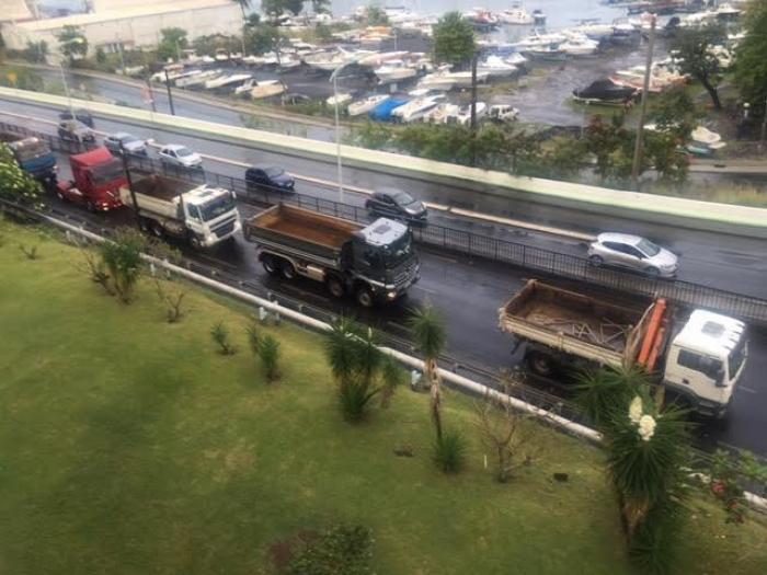 Le convoi de la colère des professionnels du BTP de Martinique