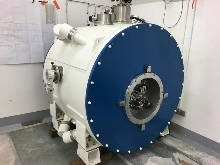 Le cyclotron est arrivé