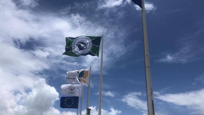 Le drapeau qui représentera la Martinique pour les déplacements culturels et sportifs à l’international dévoilé