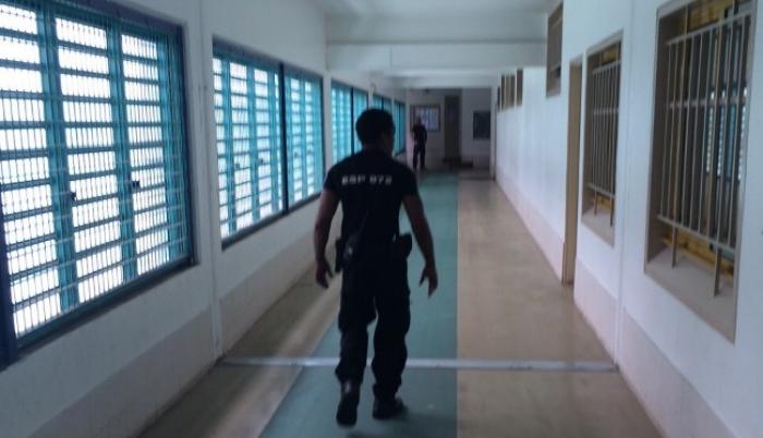 Le personnel de la prison de Ducos est en grève