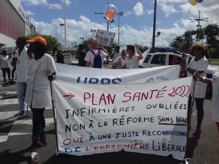 Les infirmiers de Martinique se sont mobilisés dans les rues de Fort-de-France