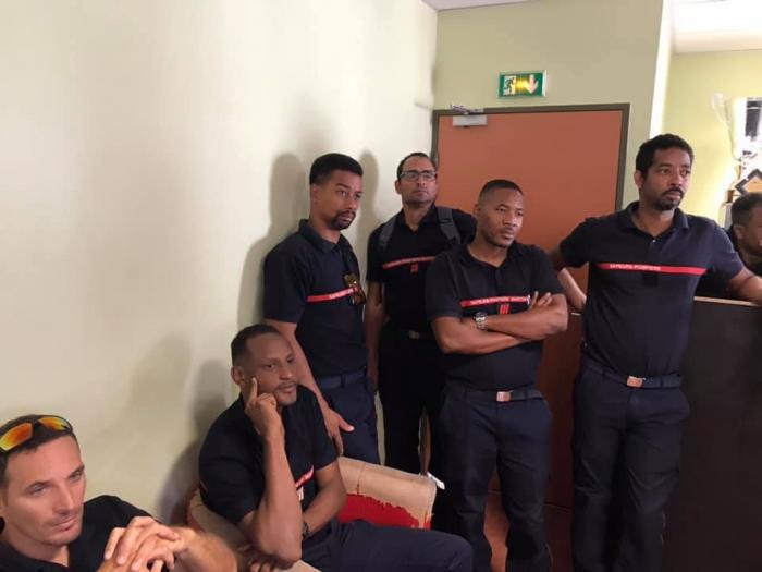 Les pompiers sont en grève