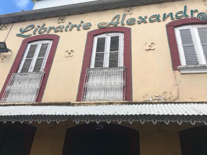 Librairie Alexandre : début de la vente aux enchères