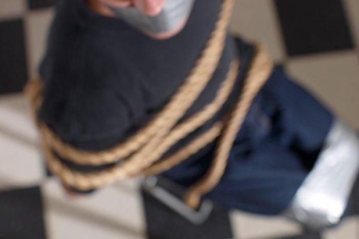 Ligoté chez lui : 3 braqueurs en prison