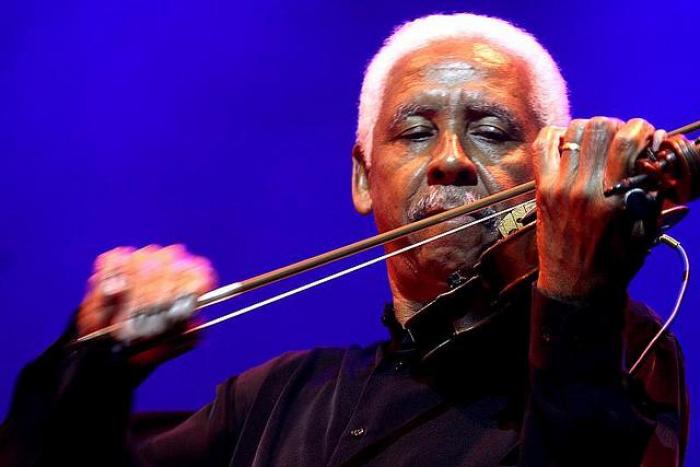 Mano Césaire en concert au Club 23