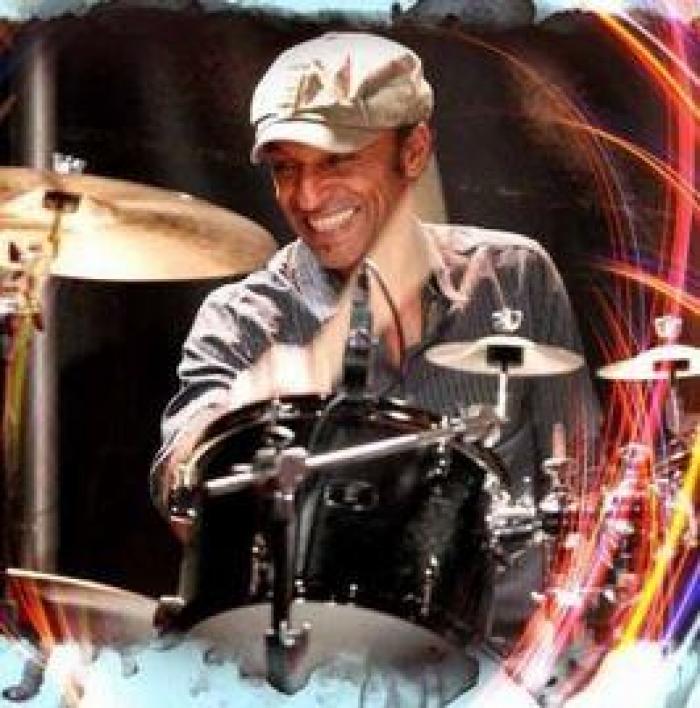 Manu Katché en concert à l'Atrium ce vendredi soir