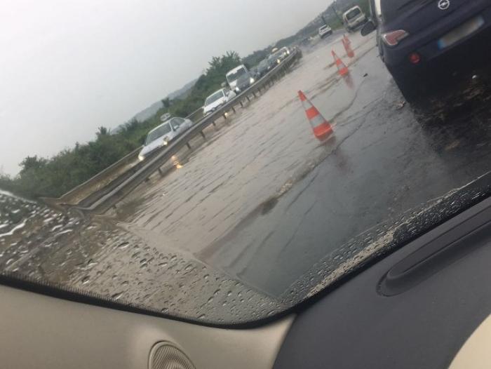 Montée des eaux sur la RN5