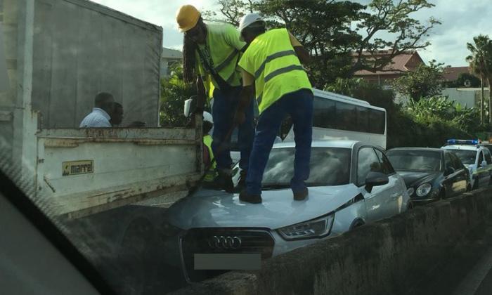 Énorme embouteillage sur la rocade