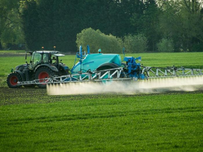 Nouveau report du vote sur le sort du glyphosate dans l'Union Européenne
