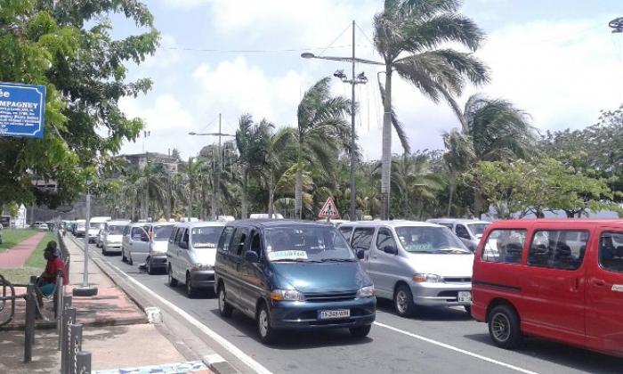 Nouvelle mobilisation des chauffeurs de taxicos !