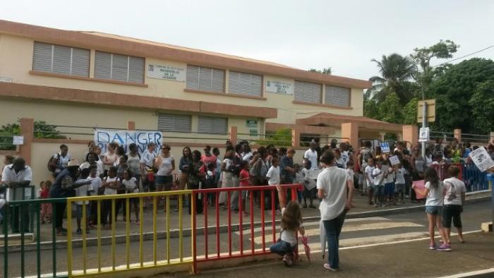Petit-Bourg :"Il y a un risque que l’école de la Lézarde s’effondre"