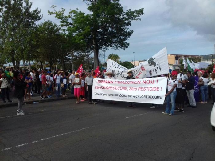 Plus d'une centaine personnes dans les rues pour dire non au chlordécone