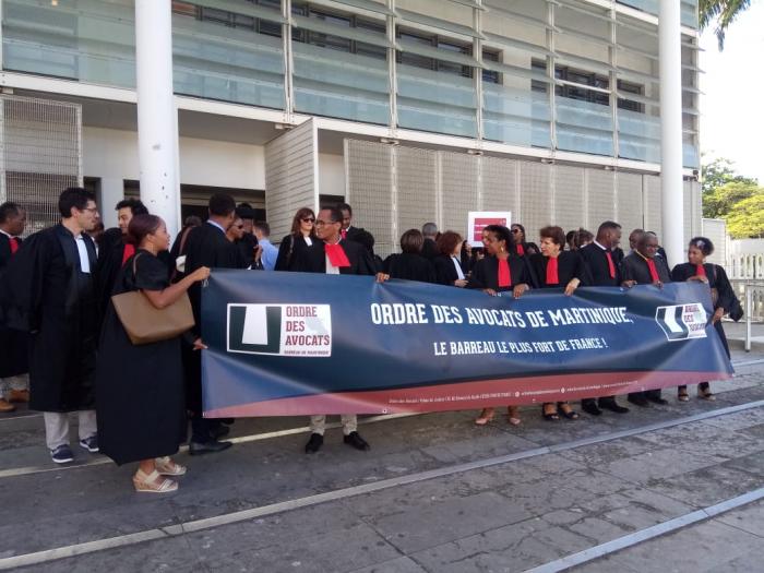 Plusieurs avocats, magistrats et de greffiers mobilisés, ce mardi après-midi