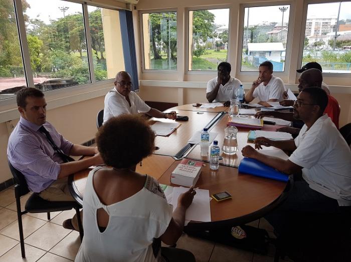 Reprise du dialogue dans le conflit Vedettes Tropicales