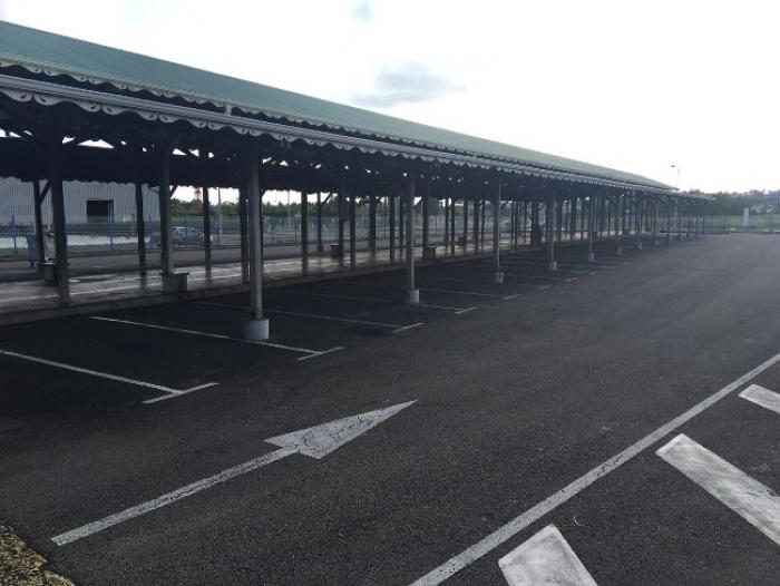 Réouverture du marché de Dillon pour les commerçants
