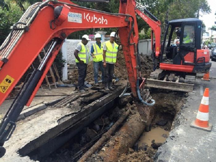 Rupture d'une canalisation d'eau potable quartier Didier à Fort de France