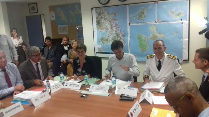 Sargasses : Nicolas Hulot s'engage pour un ramassage en 48 heures