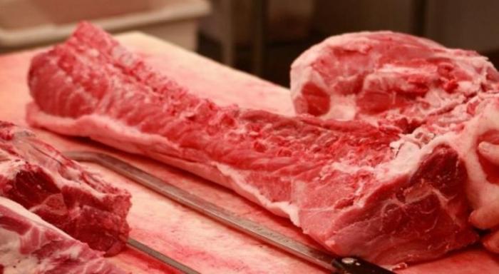 Signature d'un arrêté limitant la teneur de chlordécone dans la viande de bœuf