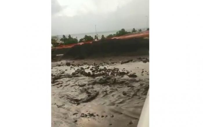 Tempête KIRK : sirène déclenchée au Prêcheur à la suite d'un lahar