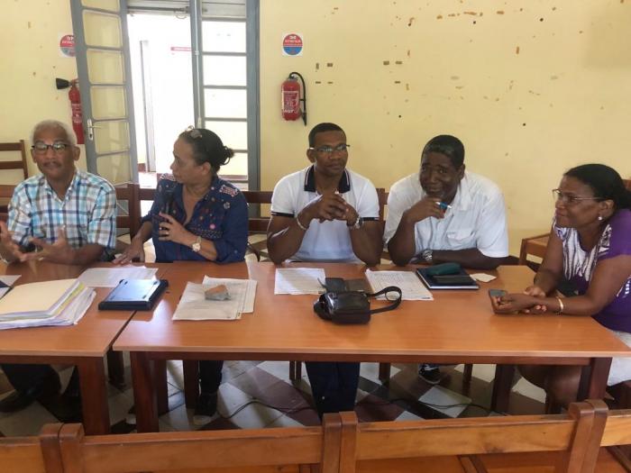 Tensions autour du non renouvellement des agents scolaires