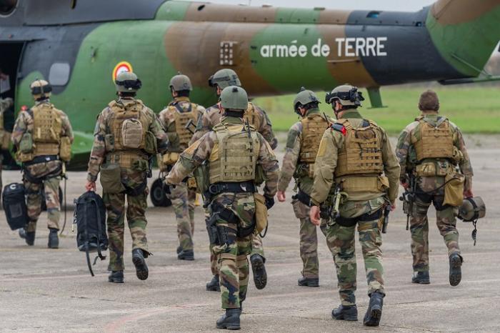 Treize jeunes guadeloupéens s'engagent dans l'armée