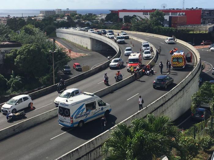 Un accident sur la Rocade de Fort-de-France fait un mort et un blessé grave
