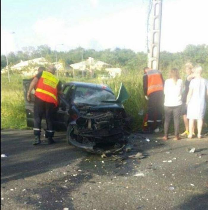 Un blessé grave dans un accident de la route aux Trois-Ilets